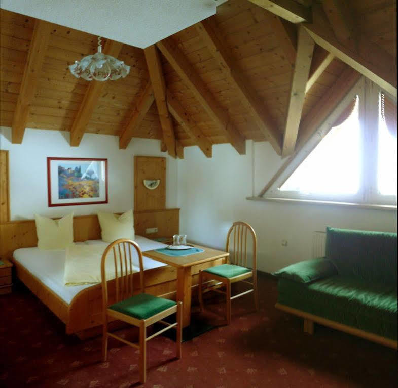 Hotel Germania Ишгль Экстерьер фото
