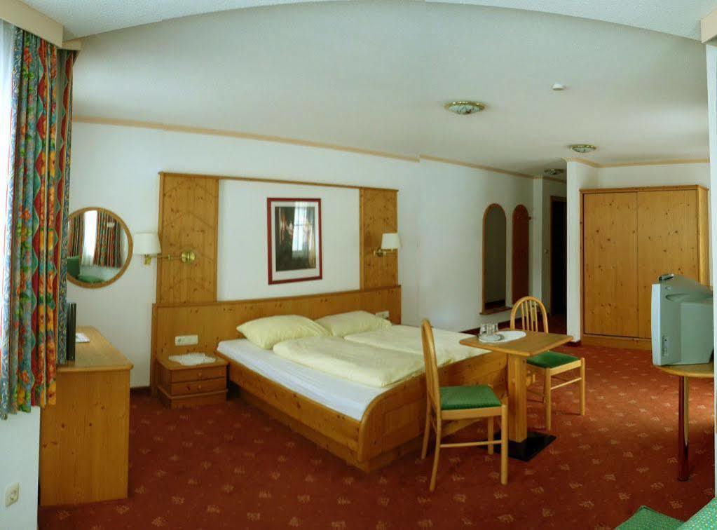 Hotel Germania Ишгль Экстерьер фото